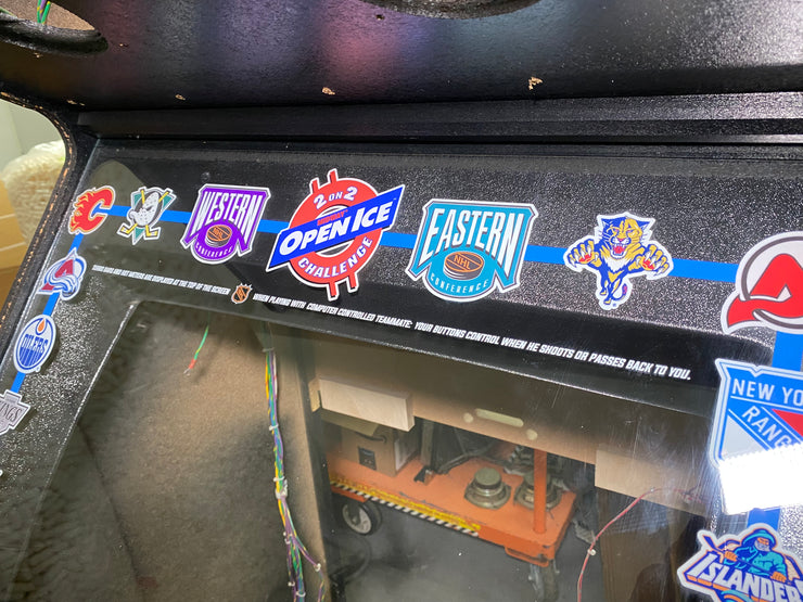 Open Ice bezel with teams