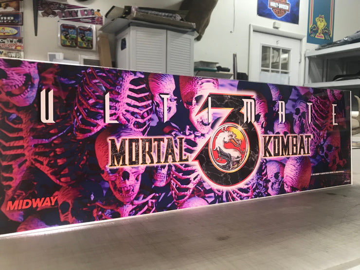 Ultimate Mortal Kombat 3 marquee (full size cabinet) – Szabo's Arcades