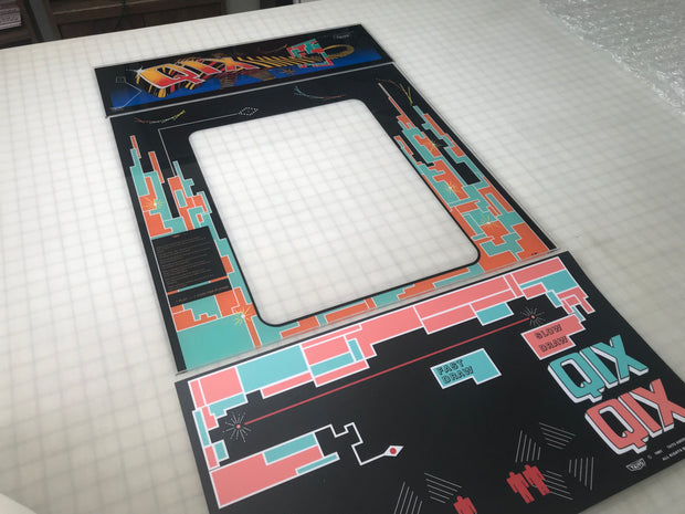 Qix bezel