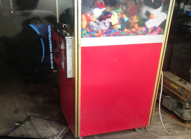 Claw Machine Side and Front Art